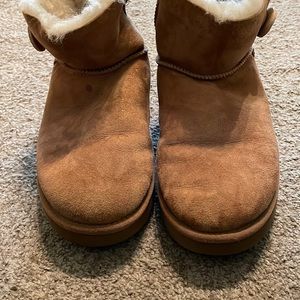 Authentic UGG Women’s brown low top  boots size 10. Like new.